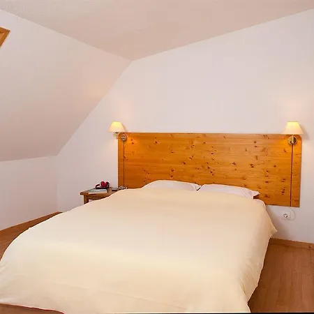 Holiday park Madame Vacances Les Fermes De Sorlin Saint-Sorlin-d'Arves